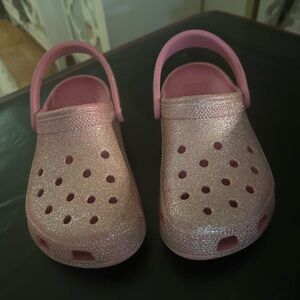 Sparkly pink girls crocs size 6